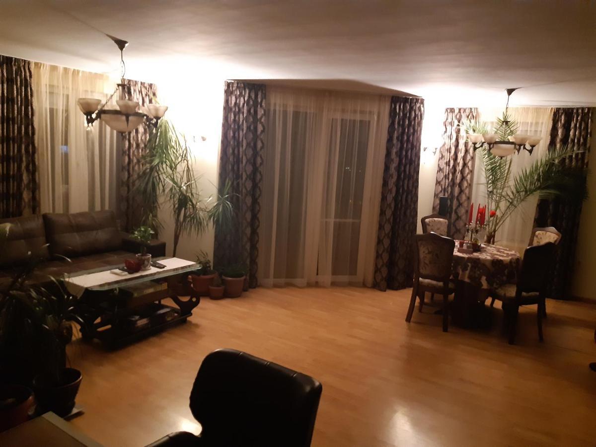 Nish 7 Veliko Tŭrnovo Exterior photo